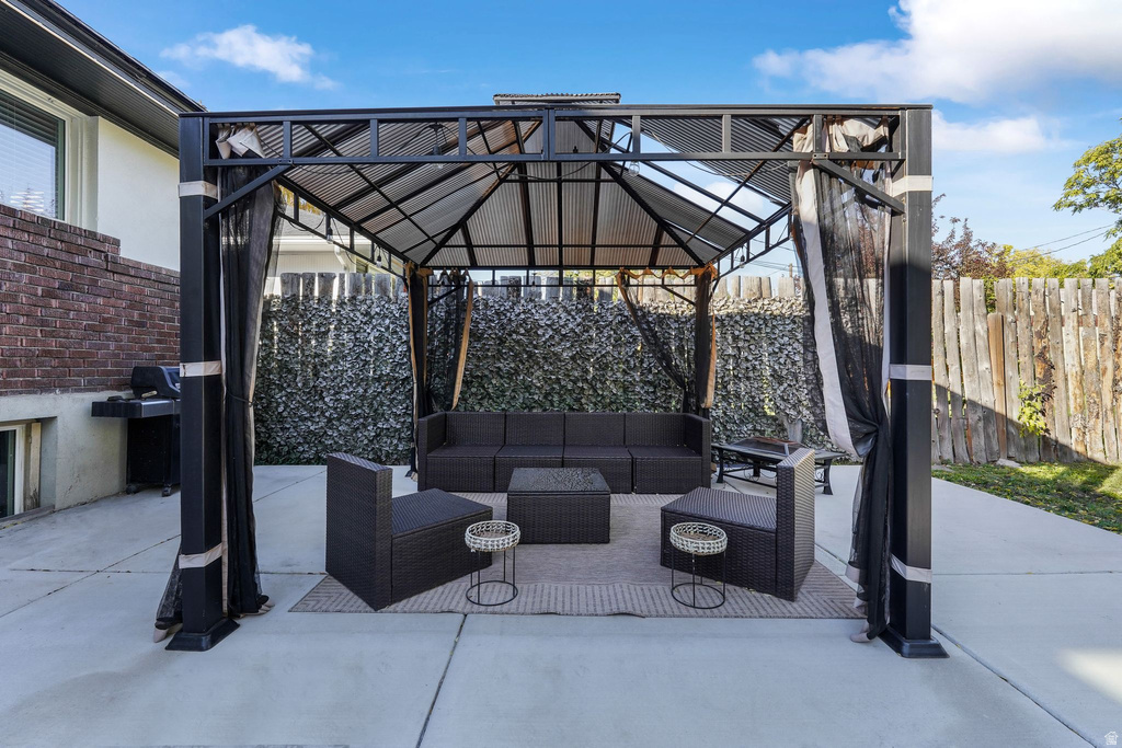 2347 S GREEN ST Salt Lake City, UT 84106