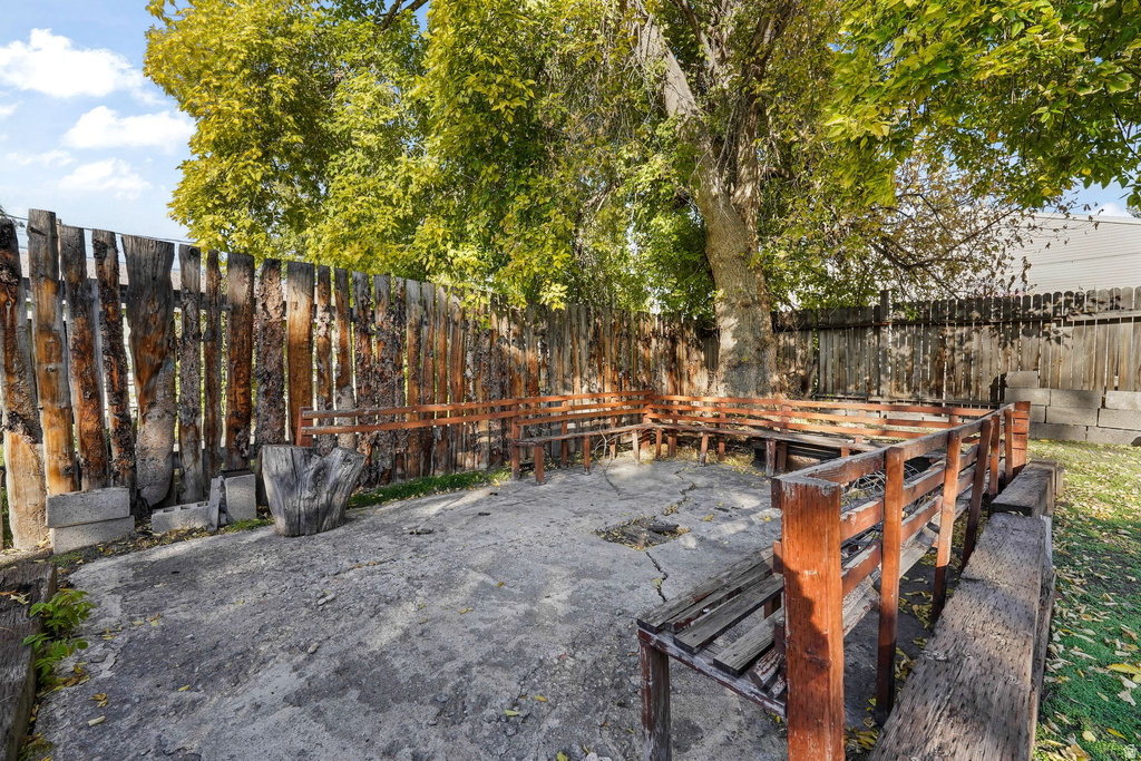 2347 S GREEN ST Salt Lake City, UT 84106