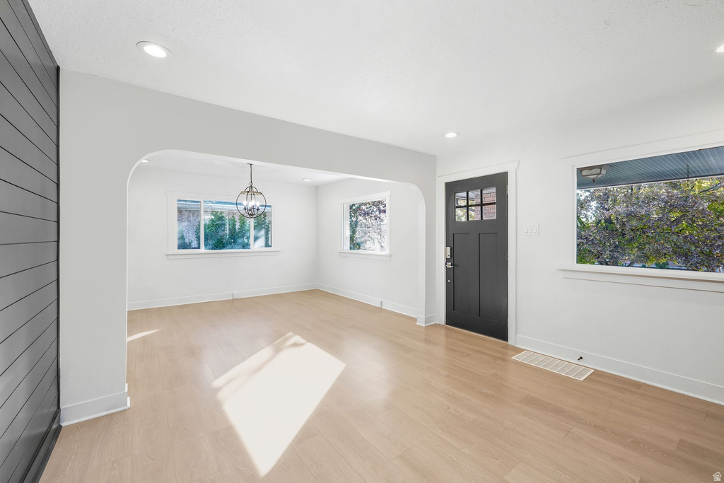 2347 S GREEN ST Salt Lake City, UT 84106