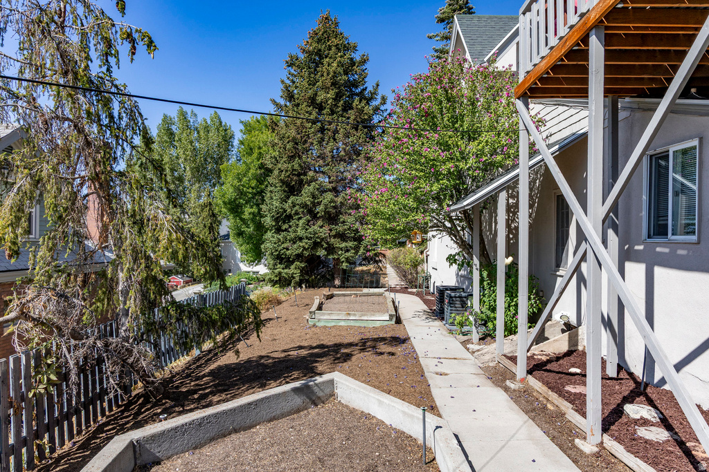 1260 E EMERSON AVE Salt Lake City, UT 84105