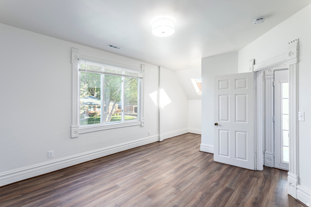 1260 E EMERSON AVE Salt Lake City, UT 84105