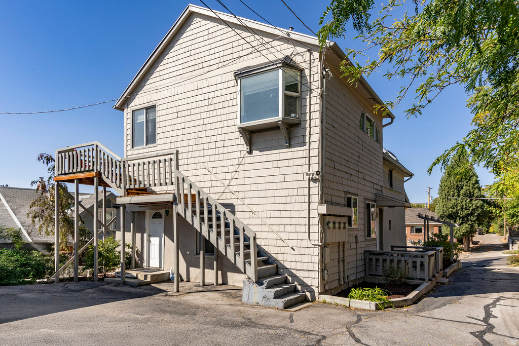 1260 E EMERSON AVE Salt Lake City, UT 84105