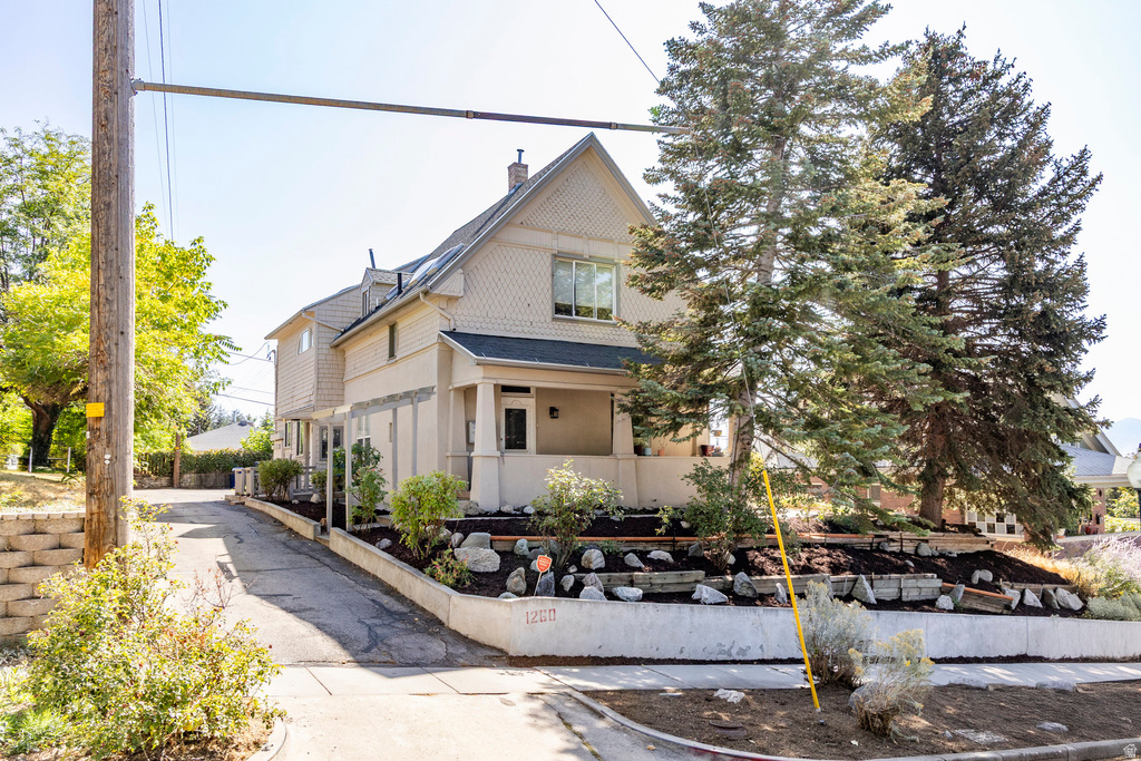 1260 E EMERSON AVE Salt Lake City, UT 84105