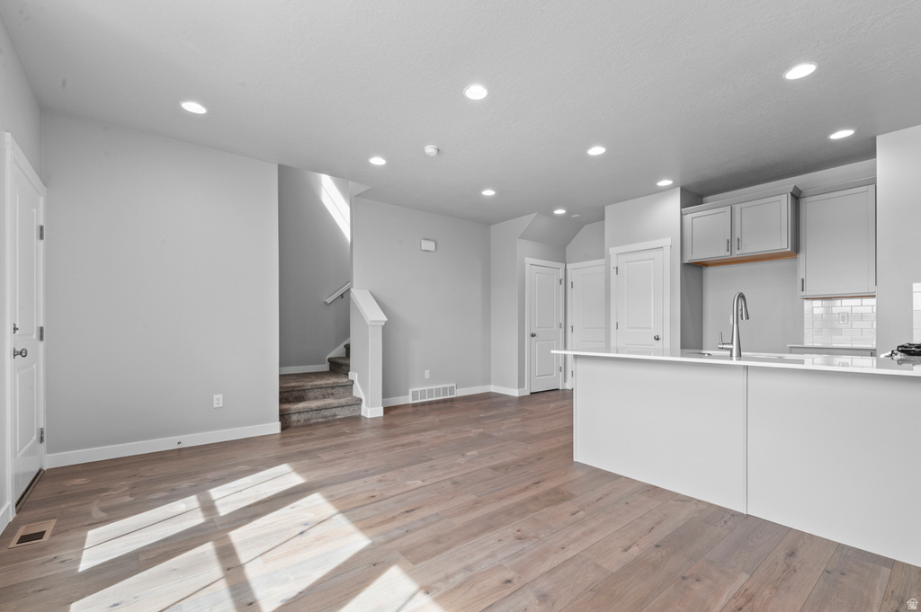 6566 W RAYNOLDS PEAK WAY West Jordan, UT 84081