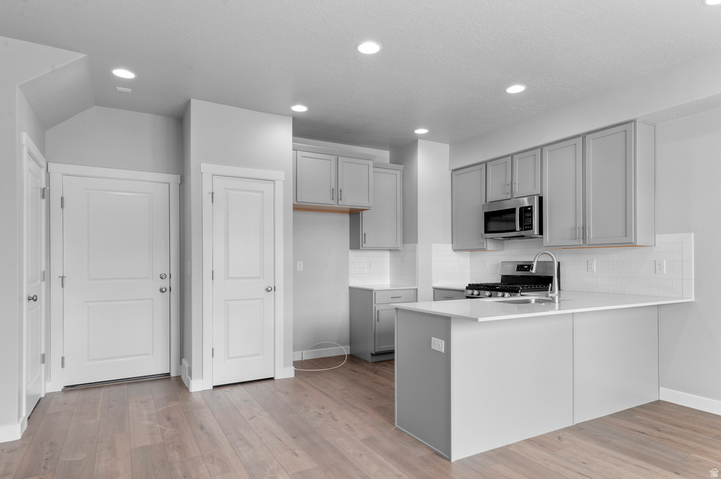 6566 W RAYNOLDS PEAK WAY West Jordan, UT 84081