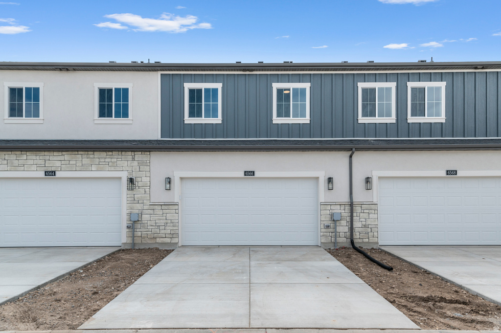 6566 W RAYNOLDS PEAK WAY West Jordan, UT 84081