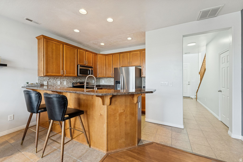 908 HALSTEAD DR North Salt Lake, UT 84054