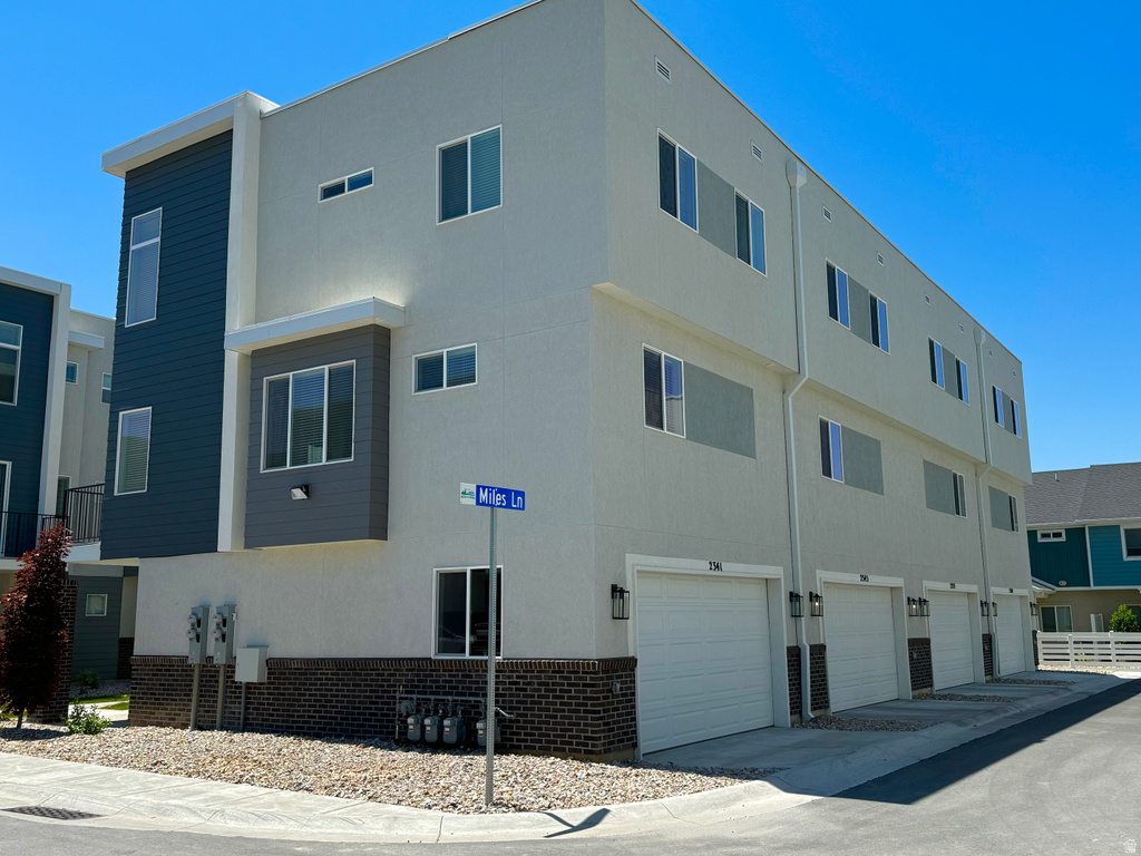 2354 W LEIGH LN #G26-27 West Haven, UT 84401