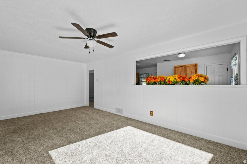 121 S LAKEVIEW DR Clearfield, UT 84015