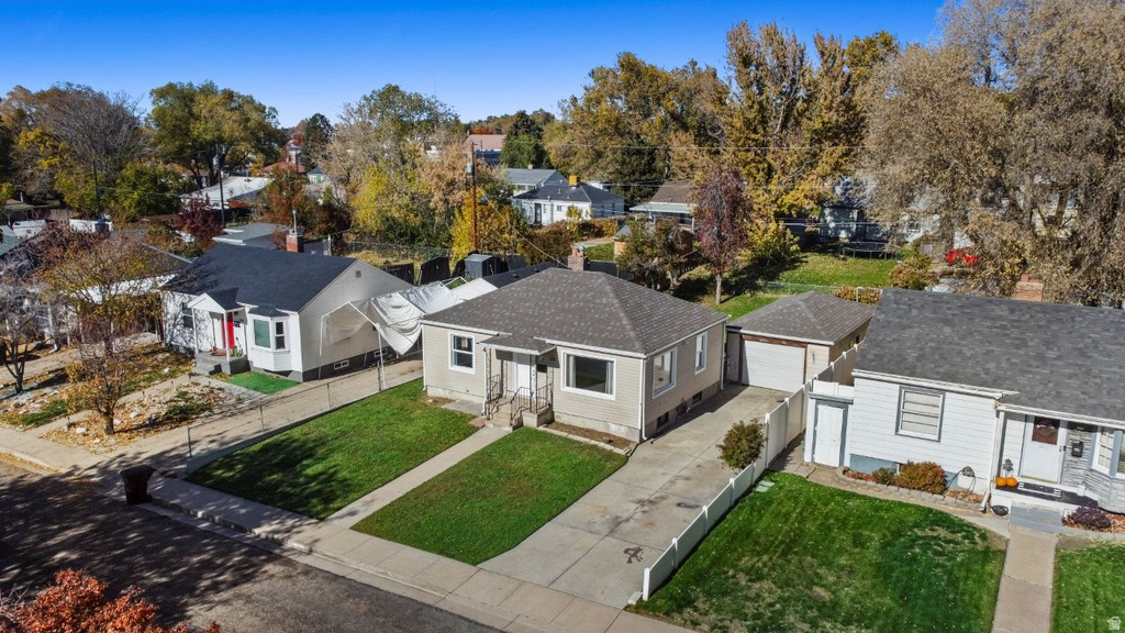 121 S LAKEVIEW DR Clearfield, UT 84015