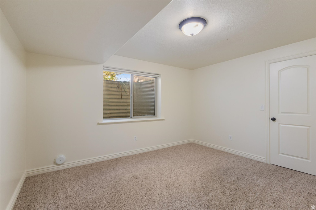 739 S RICE RD Farmington, UT 84025