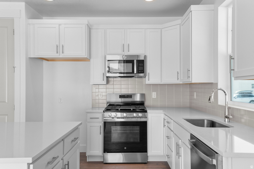 5644 N IBIS RD Stansbury Park, UT 84074