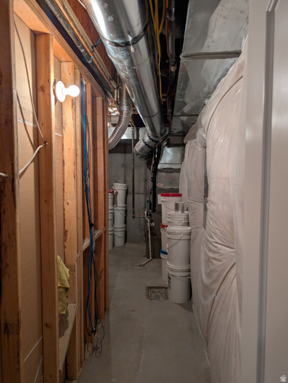 2326 W MACKAY LN Taylorsville, UT 84129