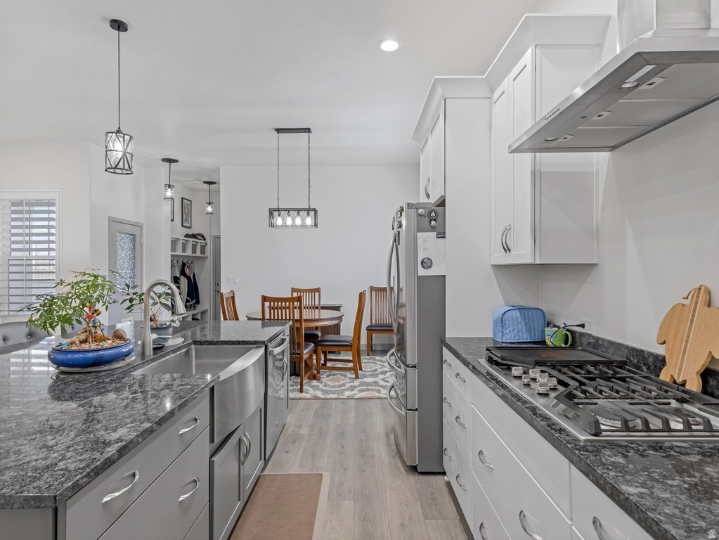 10562 S STAVANGER DR South Jordan, UT 84009