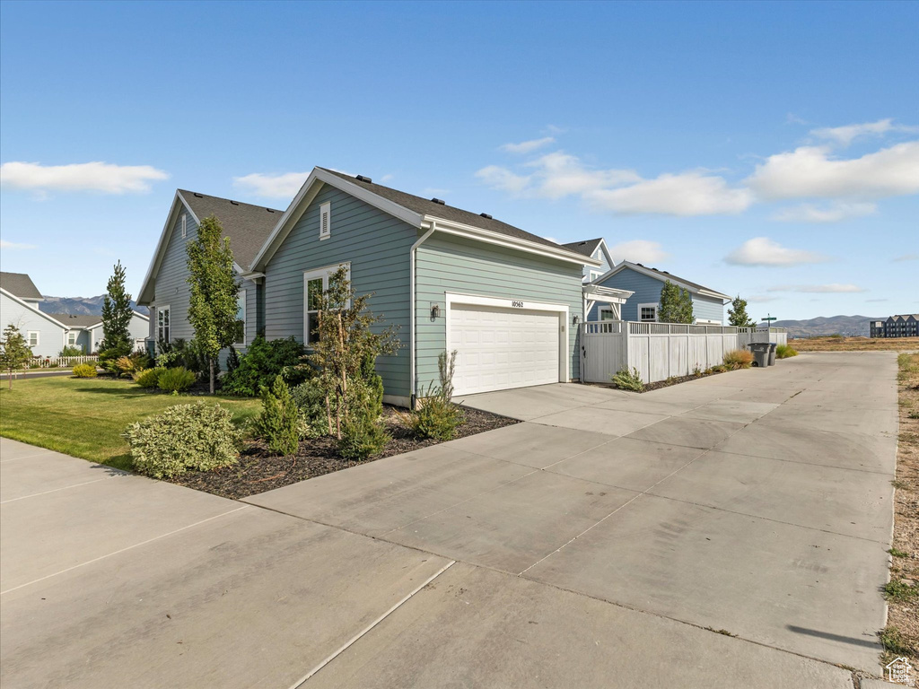 10562 S STAVANGER DR South Jordan, UT 84009