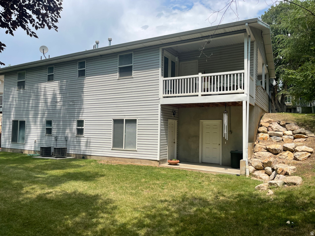 4055 S HILLCREST CIR South Ogden, UT 84405