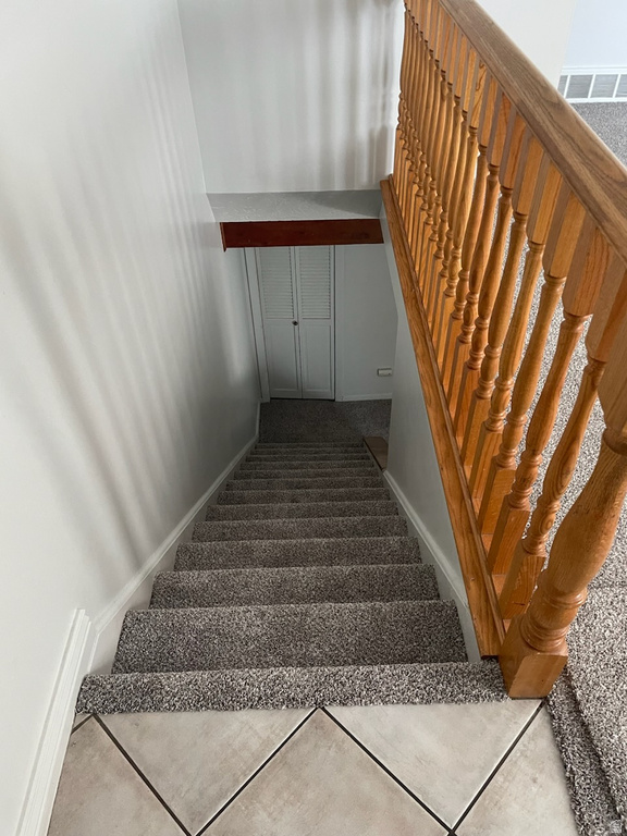 4055 S HILLCREST CIR South Ogden, UT 84405