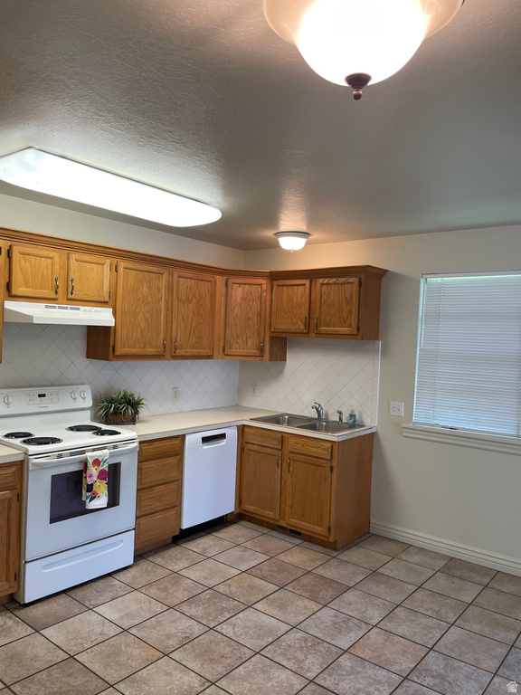 4055 S HILLCREST CIR South Ogden, UT 84405