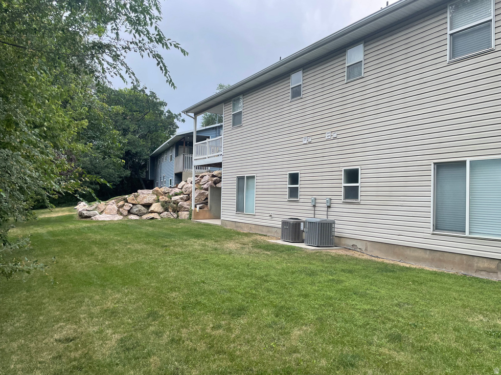 4045 S HILLCREST CIR South Ogden, UT 84405