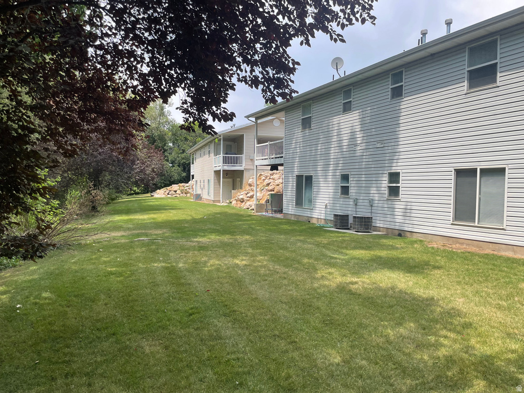 4045 S HILLCREST CIR South Ogden, UT 84405