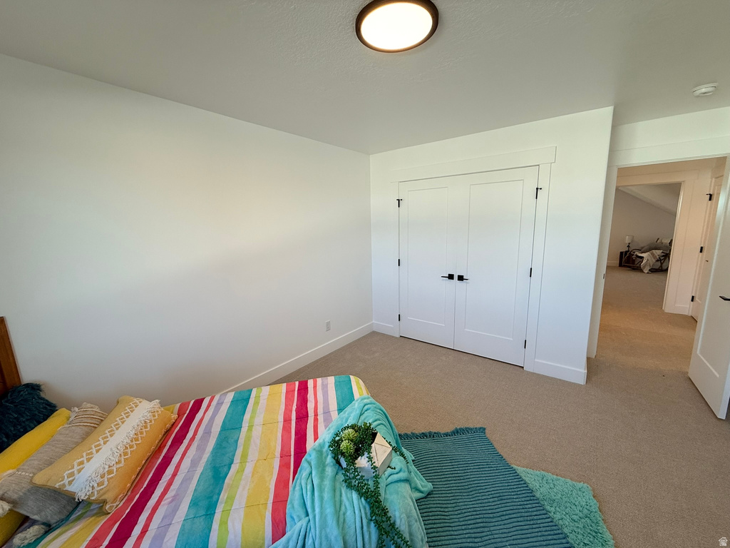 2508 W 3000 N Farr West, UT 84404