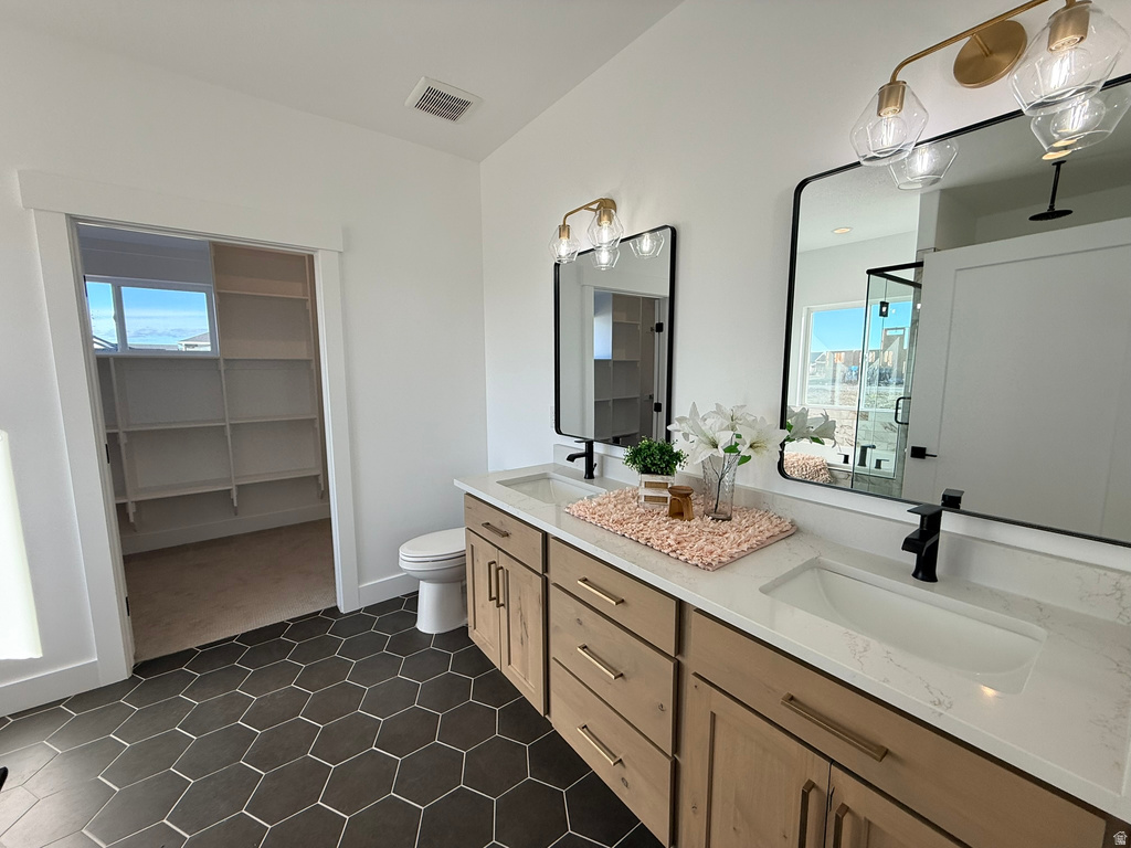 2508 W 3000 N Farr West, UT 84404