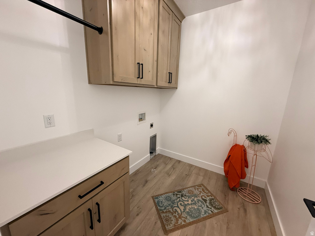 2508 W 3000 N Farr West, UT 84404