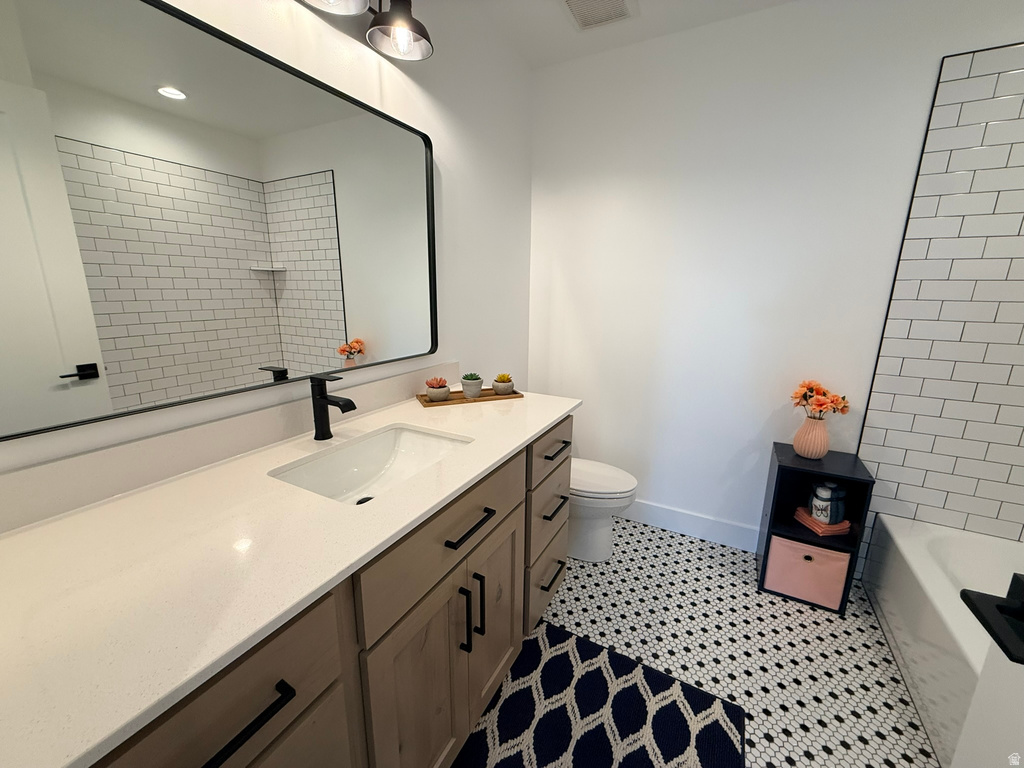 2508 W 3000 N Farr West, UT 84404