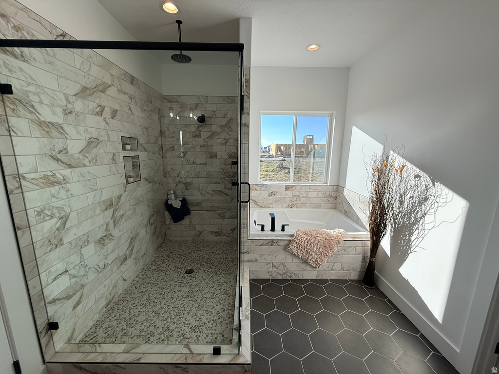 2508 W 3000 N Farr West, UT 84404