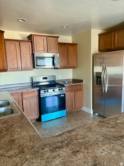 5228 W COURTLY LN Herriman, UT 84096