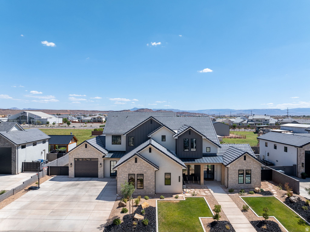 3076 E Blue Heron Dr