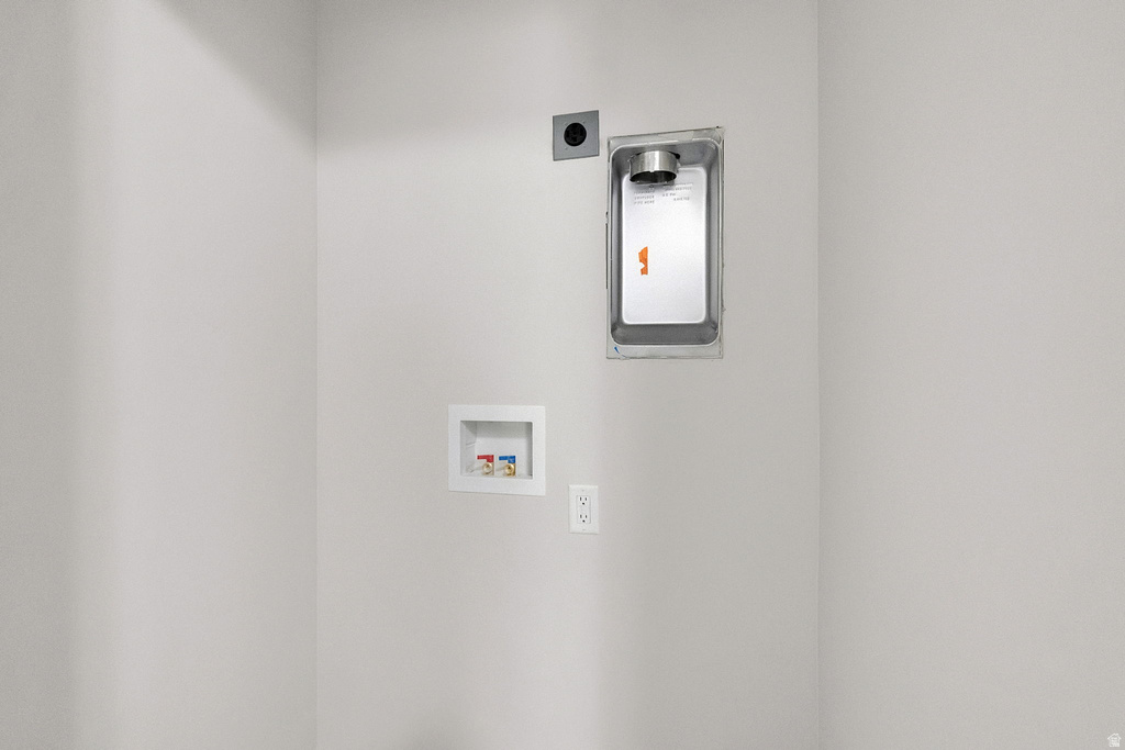 480 W 2650 N Sunset, UT 84015