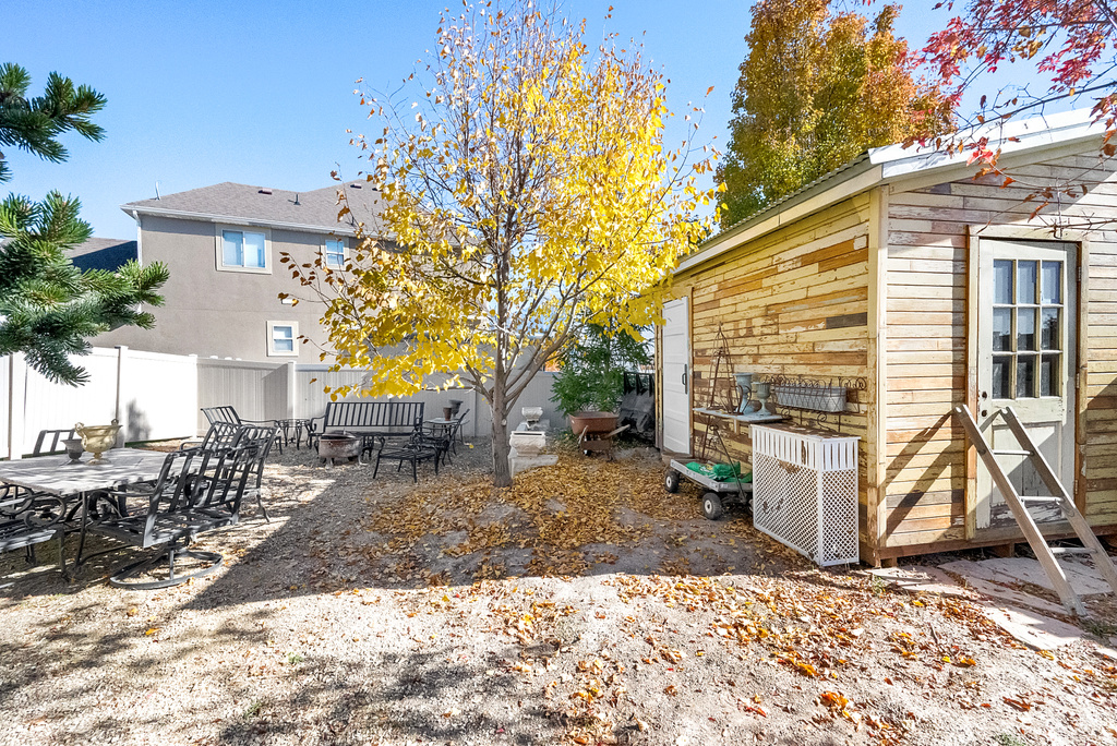 11825 N 6260 W Highland, UT 84003