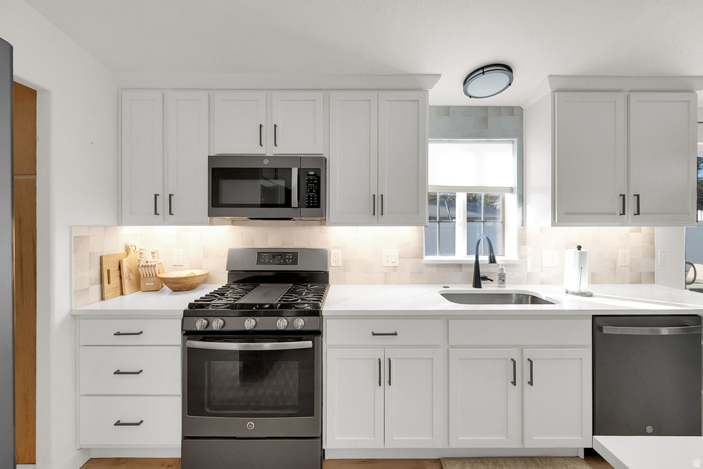 283 E PIONEER AVE Sandy, UT 84070