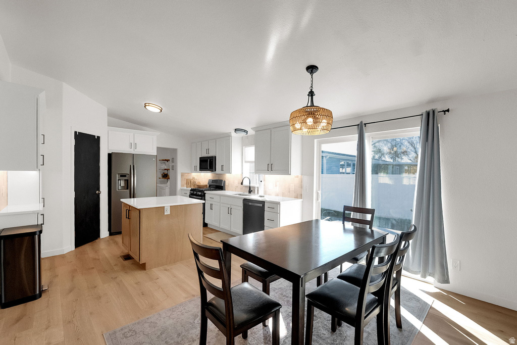 283 E PIONEER AVE Sandy, UT 84070