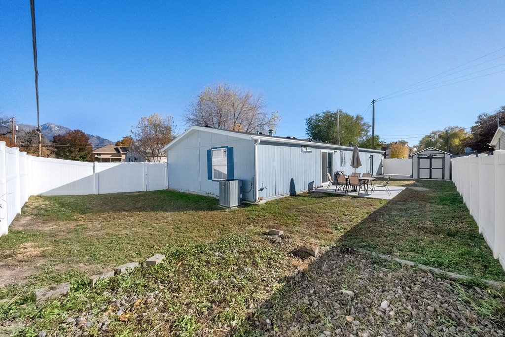 283 E PIONEER AVE Sandy, UT 84070