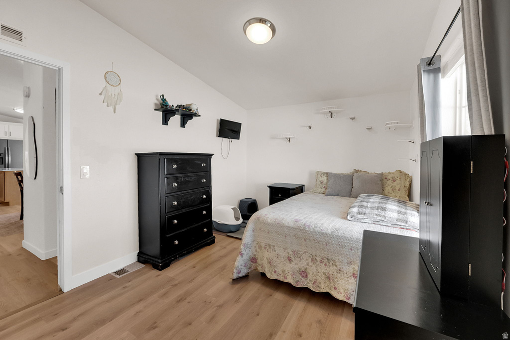 283 E PIONEER AVE Sandy, UT 84070