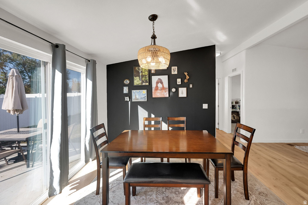 283 E PIONEER AVE Sandy, UT 84070