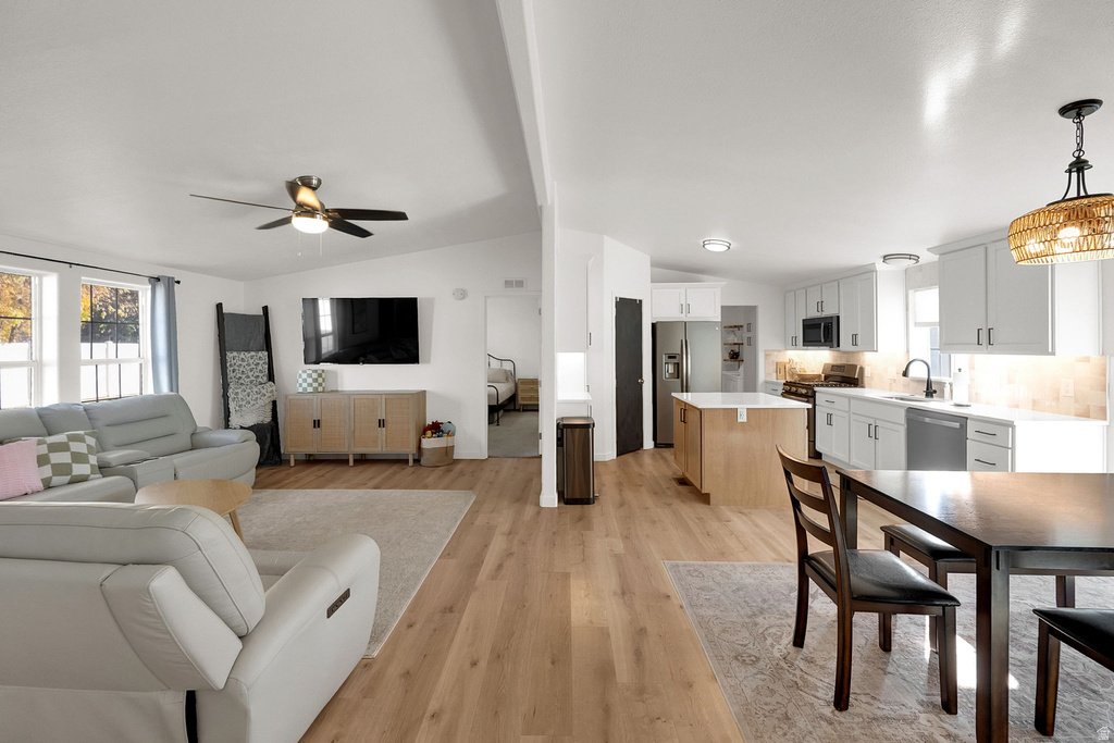 283 E PIONEER AVE Sandy, UT 84070