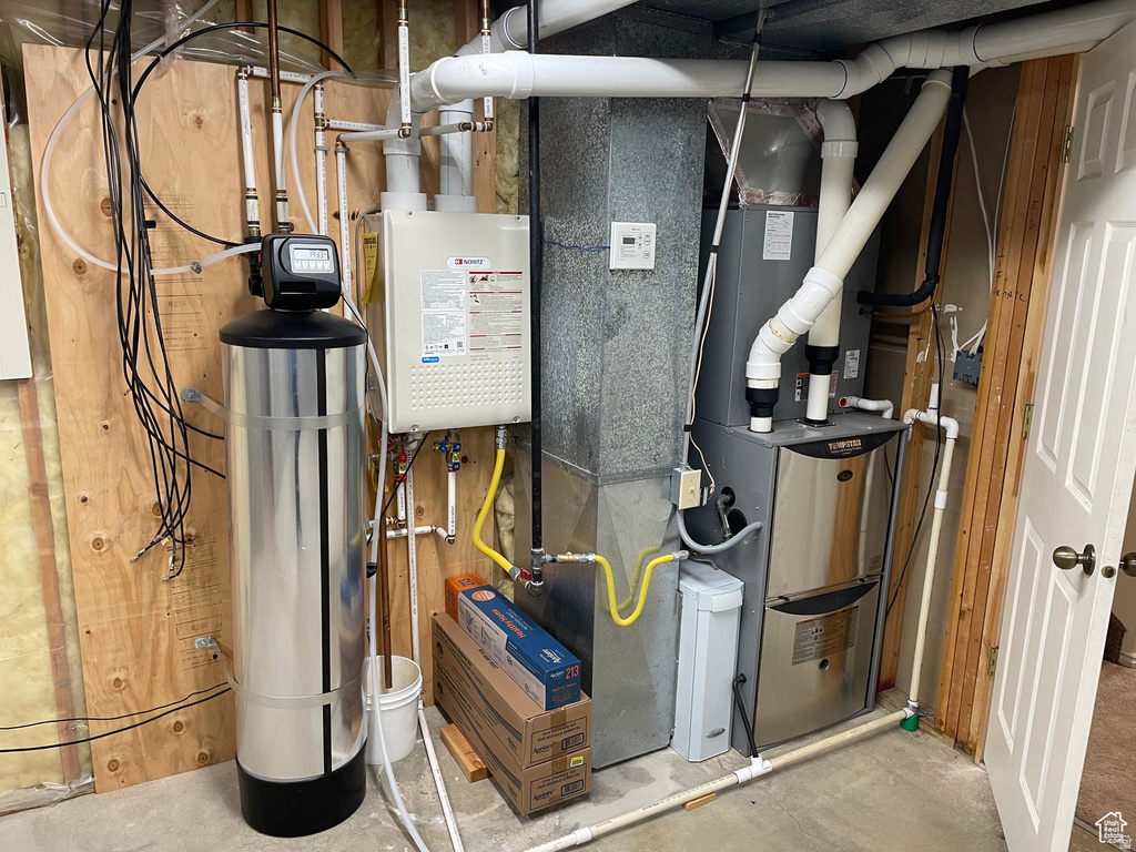 567 S HAZEL DR Salem, UT 84653