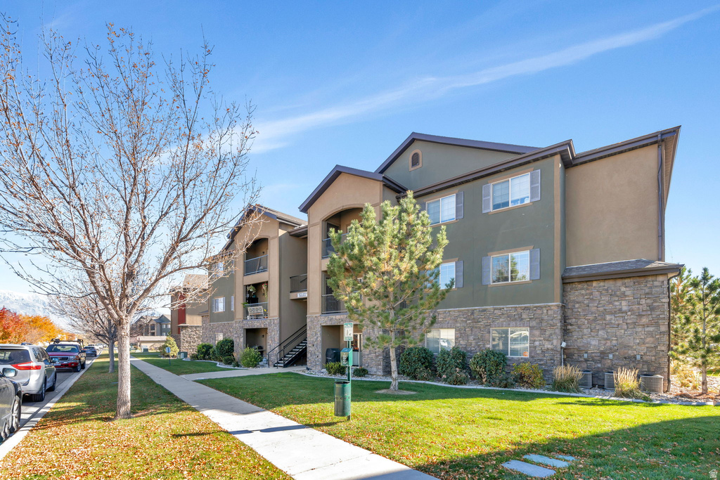 127 E JORDAN RIDGE BLVD #406 Saratoga Springs, UT 84045