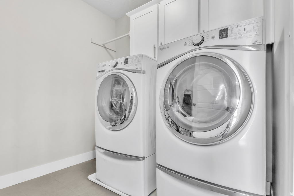 9732 S CALDERA LN South Jordan, UT 84095