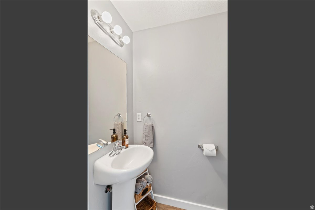 2612 N 525 W Sunset, UT 84015