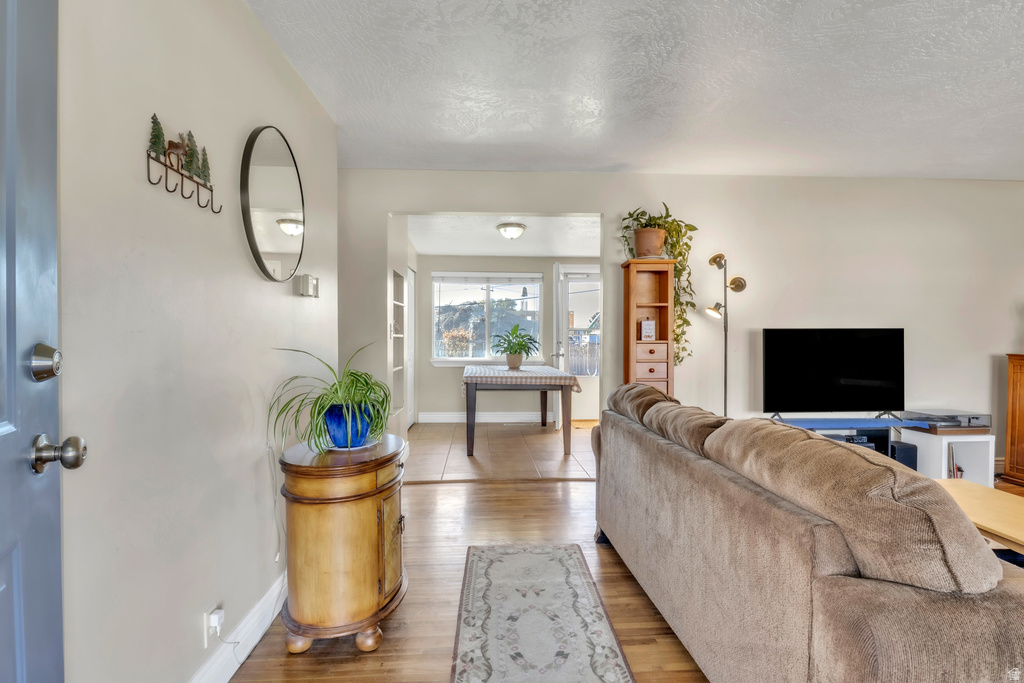 7340 S COTTONWOOD ST Midvale, UT 84047