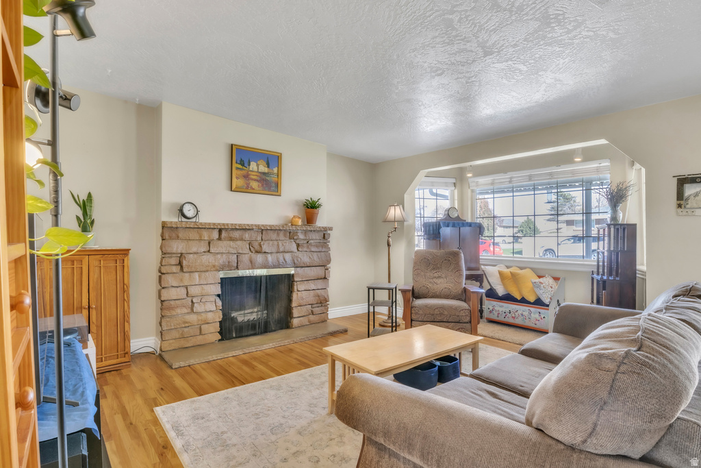 7340 S COTTONWOOD ST Midvale, UT 84047