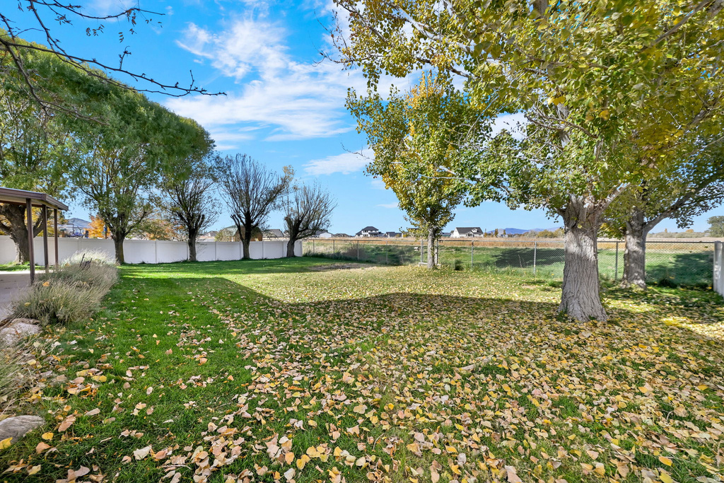 3892 W 1450 N West Point, UT 84015