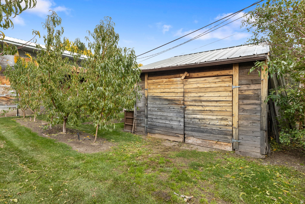 48 N 100 E Alpine, UT 84004