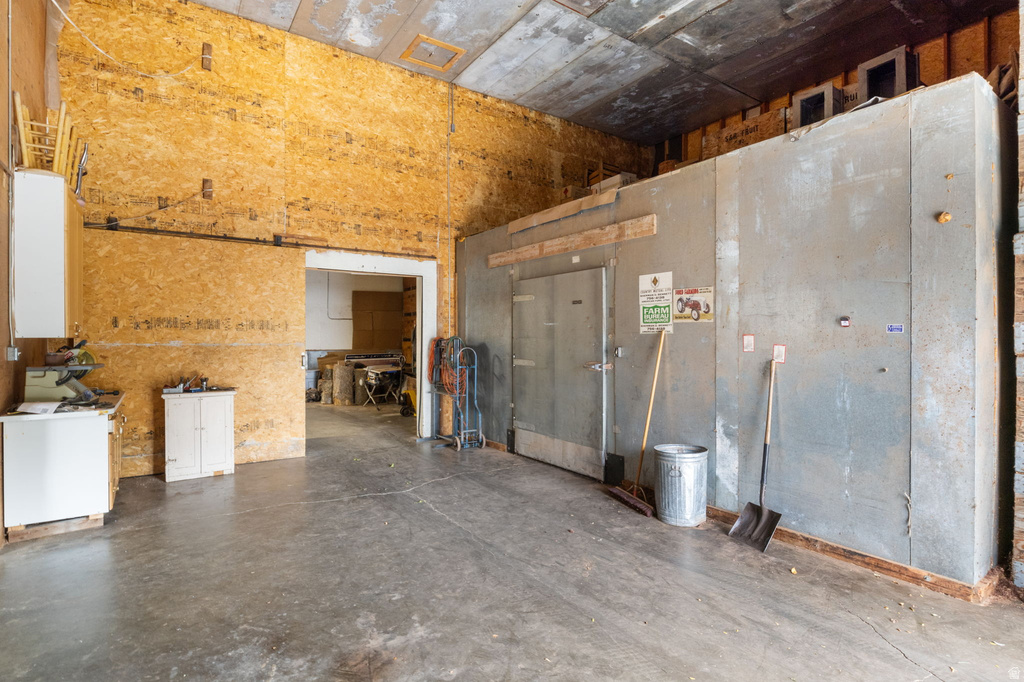 48 N 100 E Alpine, UT 84004