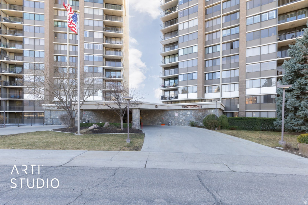 241 N VINE ST #108E Salt Lake City, UT 84103