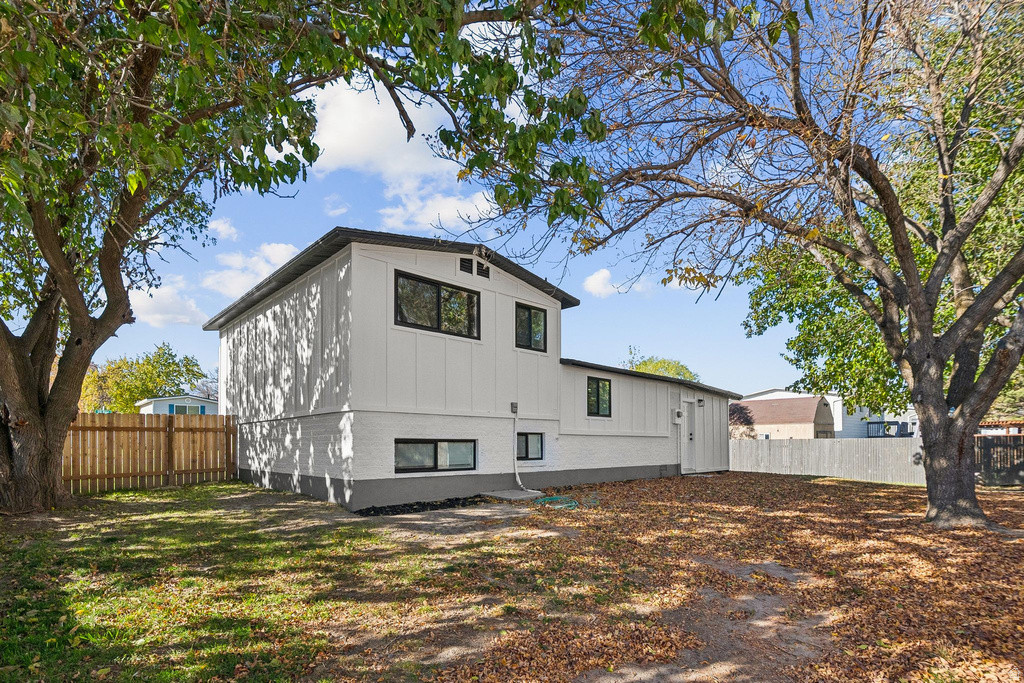 5981 S 610 W Murray, UT 84123